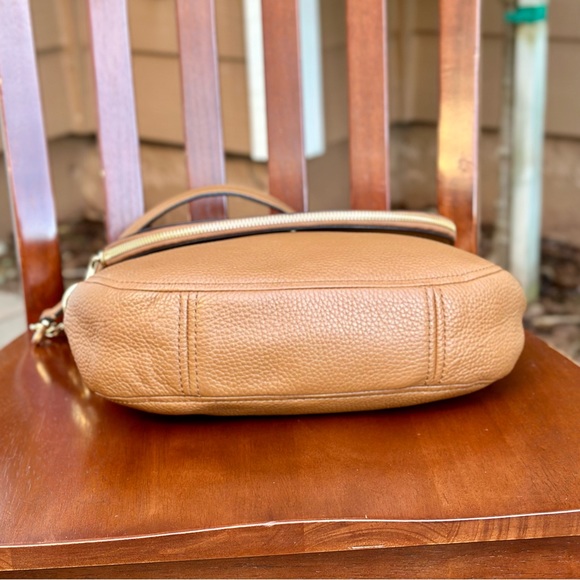 Michael Kors Bedford Medium Tassle Saddle Bag - Picture 8 of 11